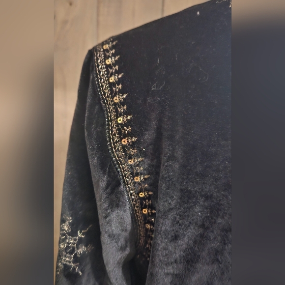CHRISTIAN SIRIANO NY Black velvet Metallic embroidered details. Size Small NWT - Picture 6 of 16